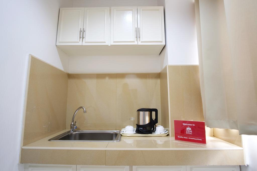 Zen Rooms Pasay Airport Road Paranaque City Екстер'єр фото