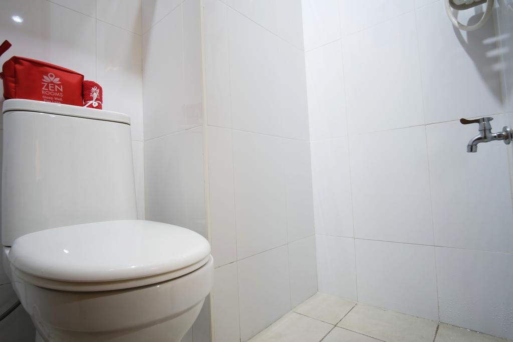 Zen Rooms Pasay Airport Road Paranaque City Екстер'єр фото